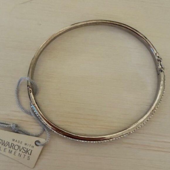 Bracelet made with Swarovski. Elements -White Rhodium Plated Bracelet - NWT - Picture 6 of 11